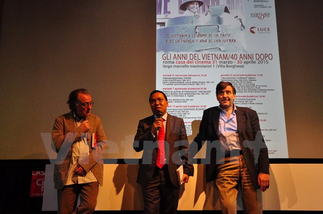 Vietnam Film Day and photo exhibition about Vietnam’s sea and islands organized in Italy